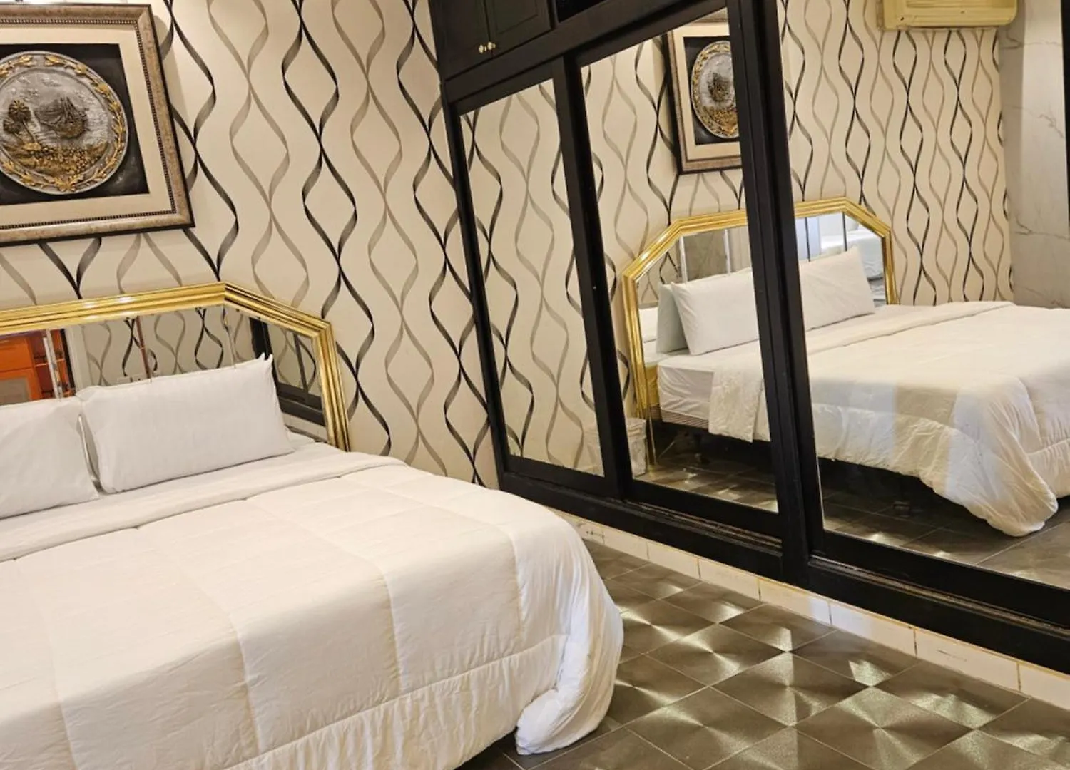 استديو خاص ليلة ملكية Private Studio For A Royal Night Medina Saudi Arabia